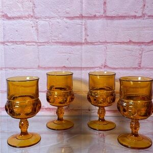 Color Crown Amber (Dark)
by COLONY Goblets